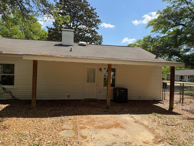 Building Photo - 118 Taylor St