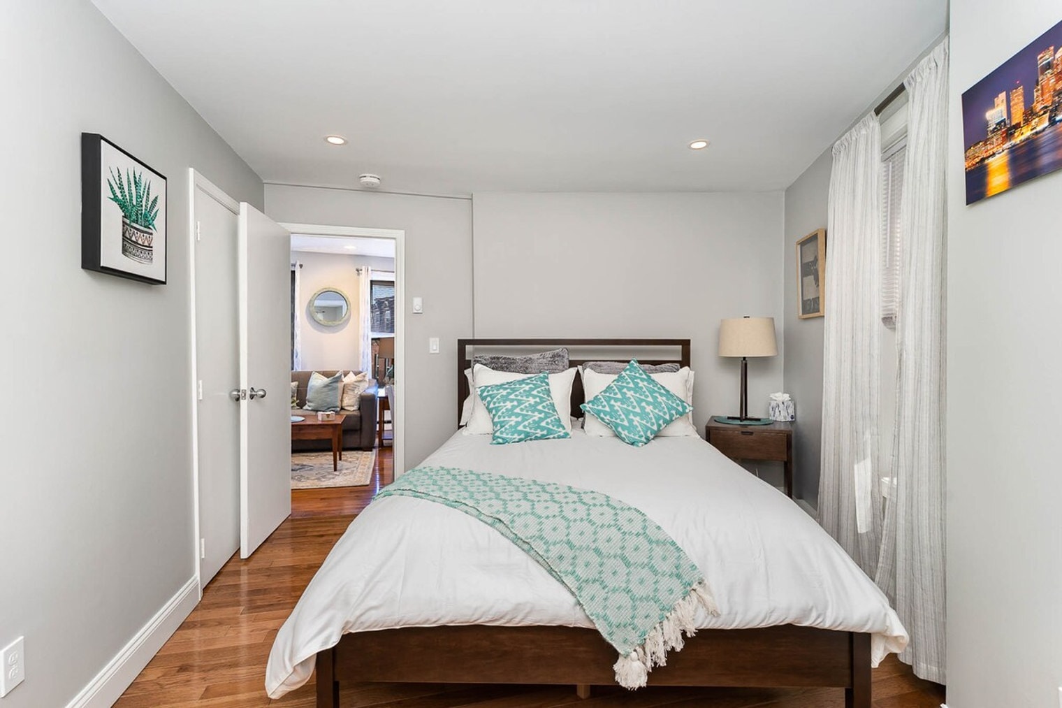 Building Photo - 25 Clark St