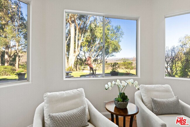 Building Photo - 13045 Ripple Creek Ln