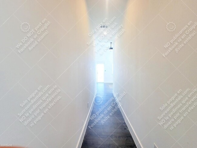 Building Photo - 3 br, 2.5 bath Duplex - 21210 Portsmouth C...