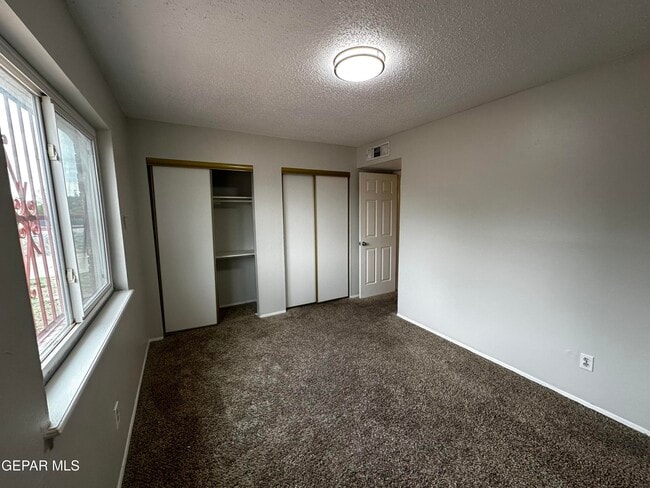 Building Photo - 5736 Port Lavaca Dr