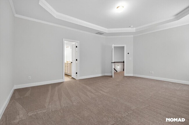 Building Photo - Spacious 5BR House in Buford