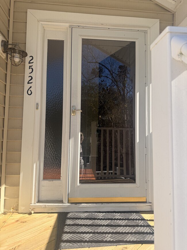 Primary Photo - 2526 Cove Point Pl