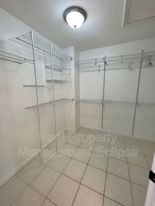 Building Photo - 315 N 155th St