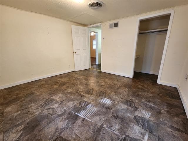Building Photo - 620 Uland St