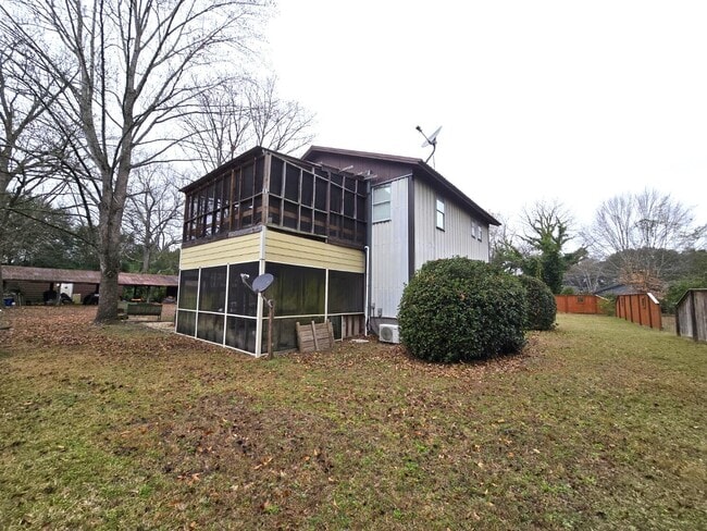 Building Photo - 2370 Wedgefield Rd