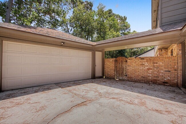 Building Photo - 34 Brushwood Ct