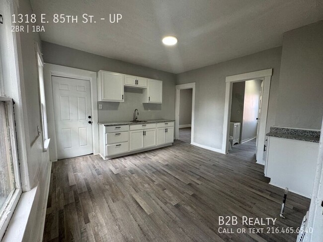 Building Photo - 1318 E 85th St