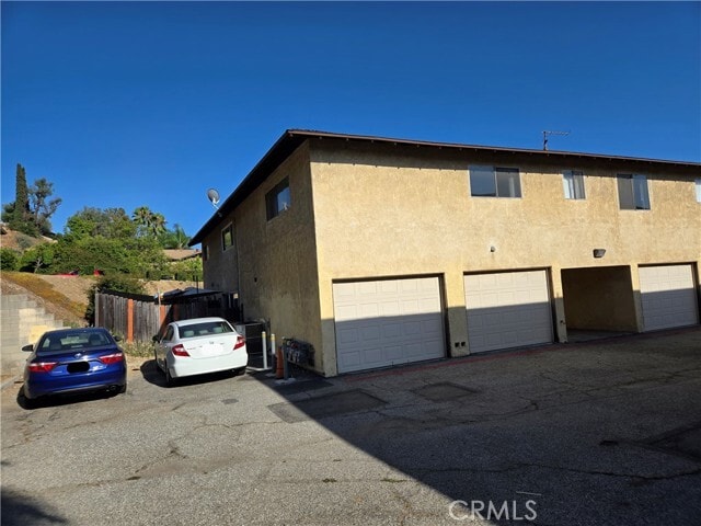 Building Photo - 1733 Natalie Ave