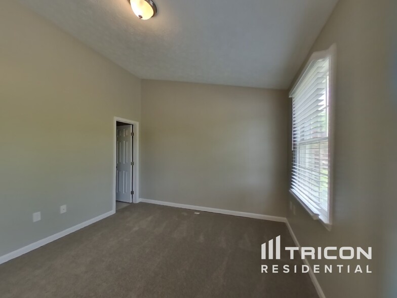 Building Photo - 1650 Elkwood Ct