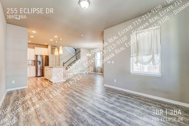 Building Photo - 255 Eclipse Dr