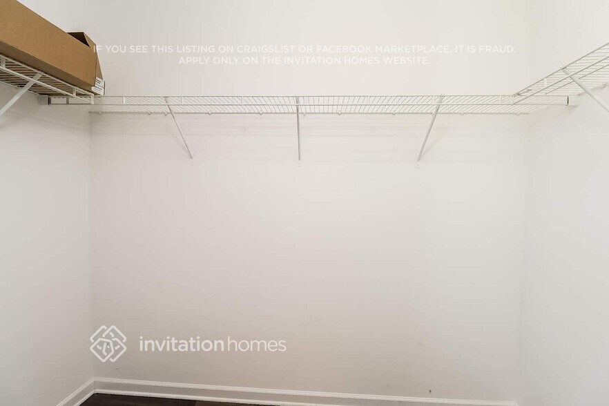 Building Photo - 1326 Laurel Woods Dr