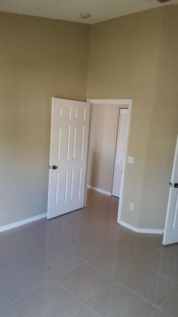 Building Photo - 10330 Fox Trail Rd S