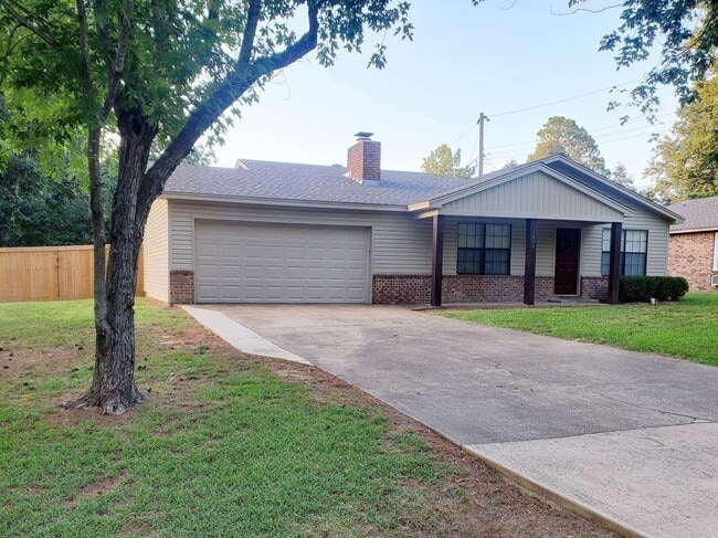 Building Photo - 3604 Leslie Ann Dr