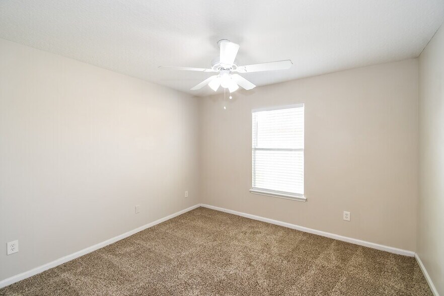 Building Photo - 1236 Loquat Ct