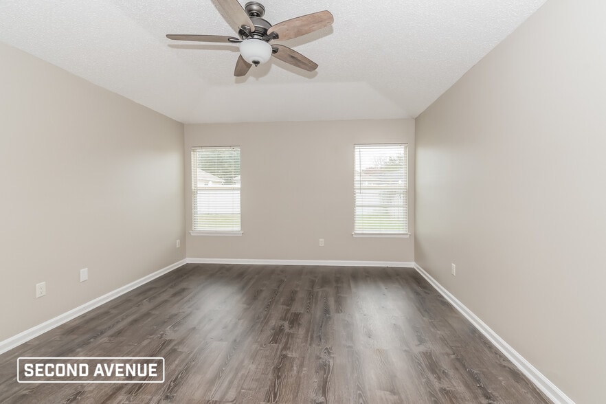 Building Photo - 549 Wakemont Dr