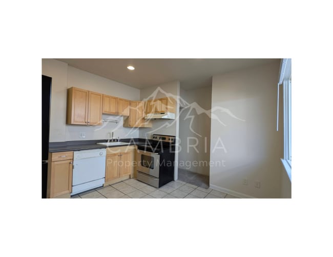 Building Photo - Vintage Unit in Salt Lake