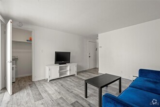 Building Photo - 204 Ostrom Ave