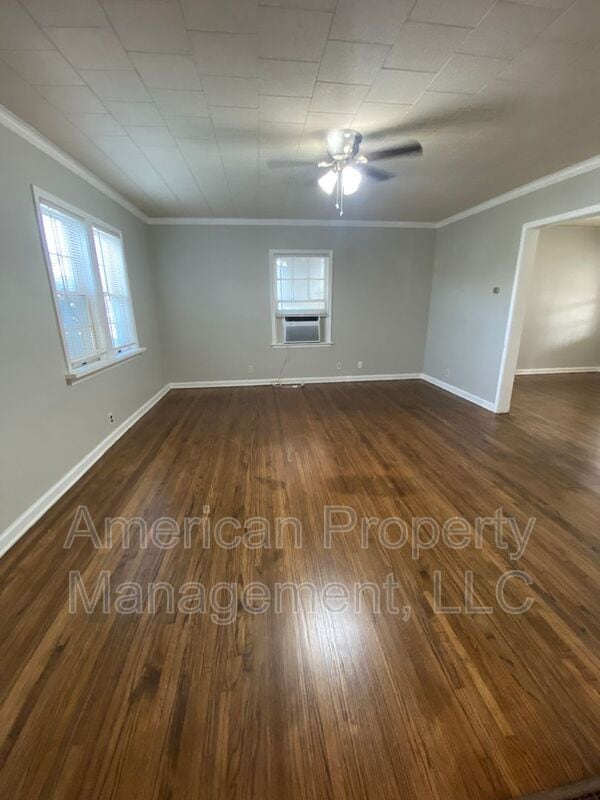 Building Photo - P2-1Q- 2808 E. 1st Pl.