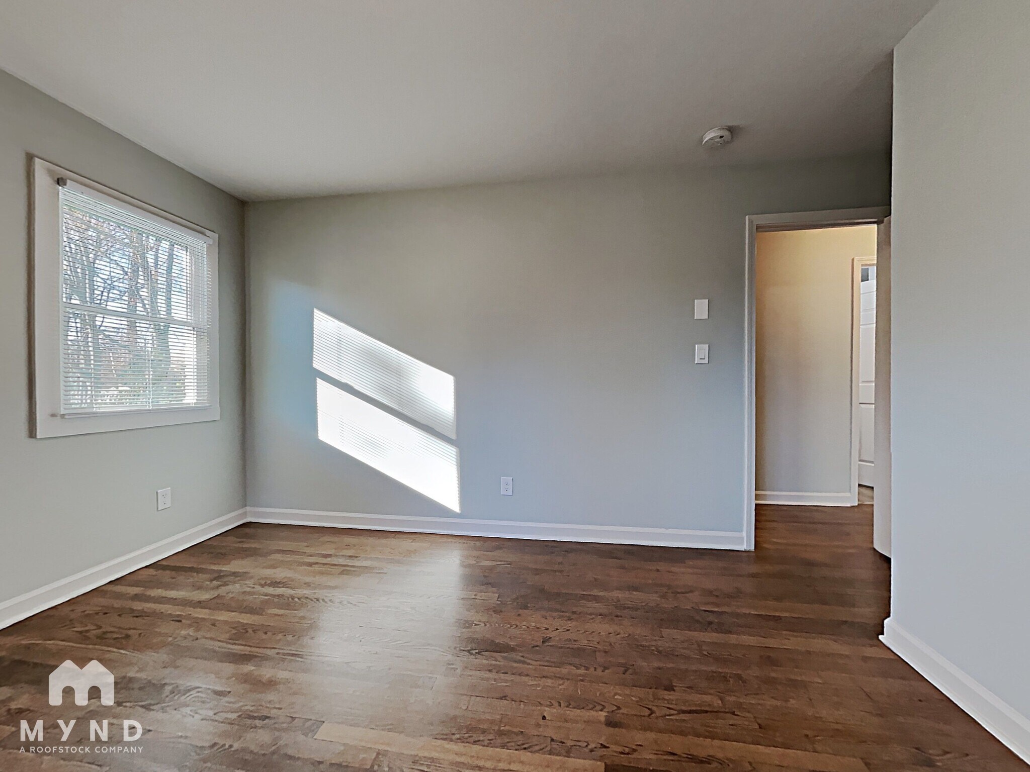 Building Photo - 6143 Castle Ct