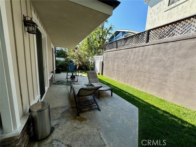Building Photo - 804 N Irena Ave