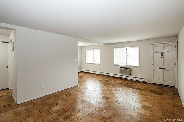 Building Photo - 178 Jervis Ave
