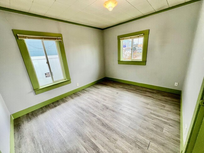 Building Photo - Ocean Park 2 Bedroom Home