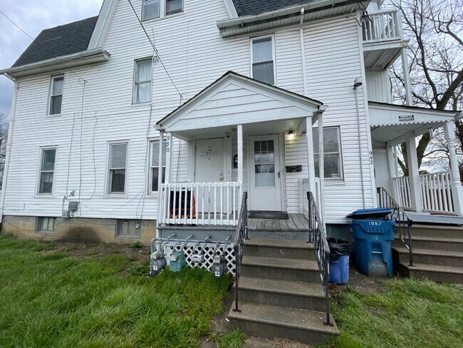 Building Photo - 1053 Washington Ave