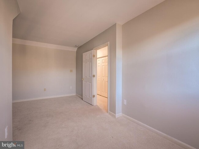 Building Photo - 12139 Amber Ridge Cir