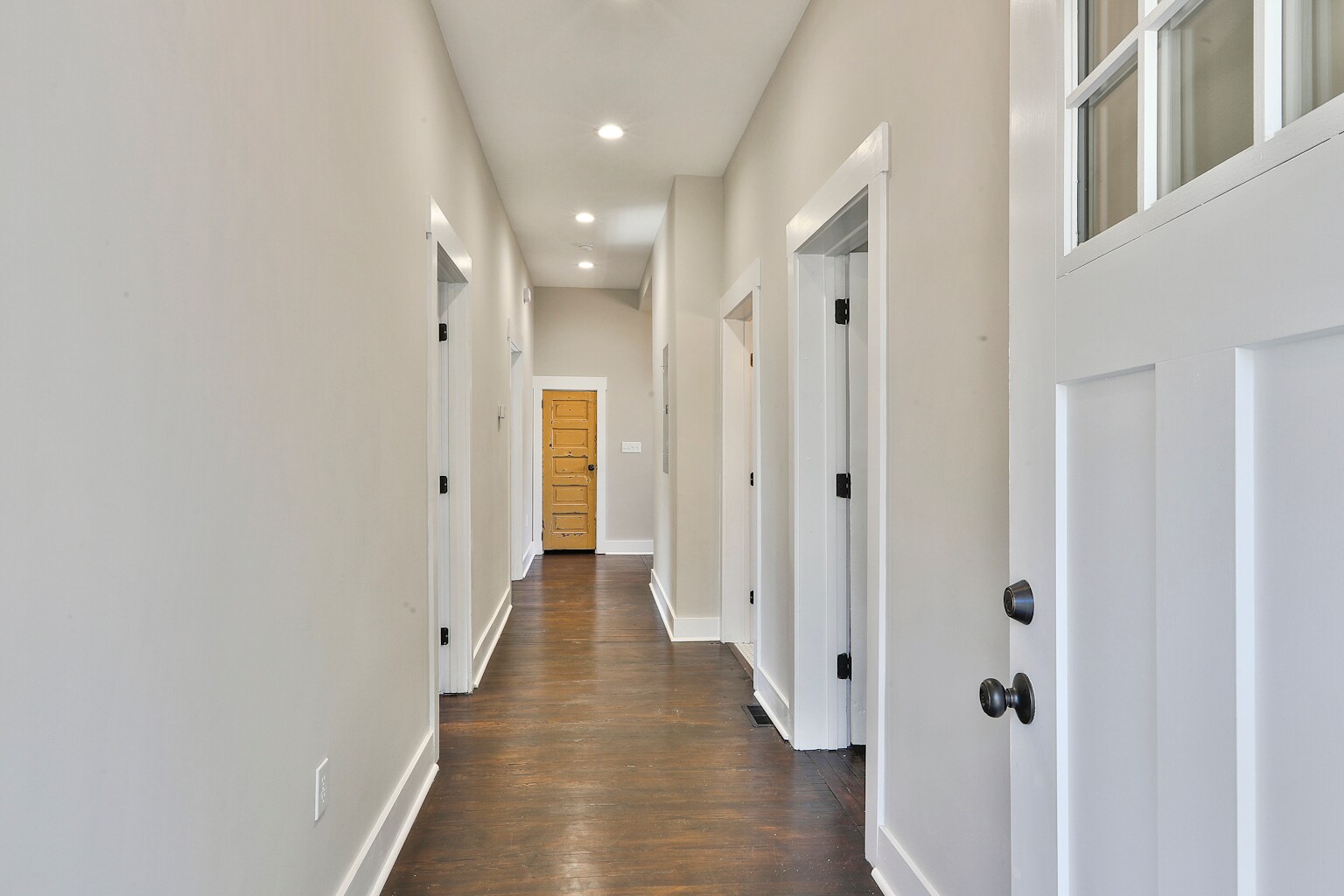 Building Photo - 91 E Washington St