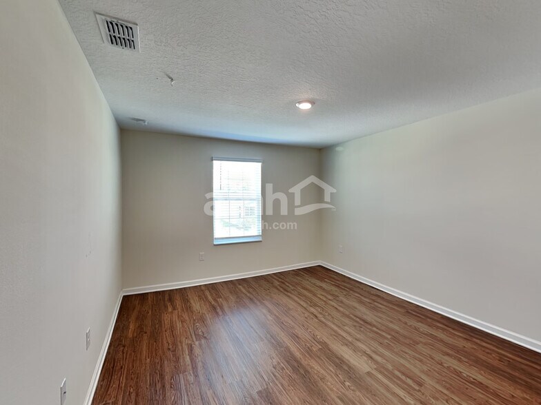 Building Photo - 4365 Seven Canyons Dr