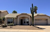 Building Photo - 9005 N Lawndale Dr