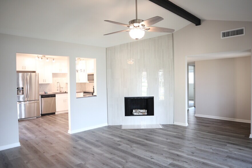 Building Photo - 4813 Wagner Dr