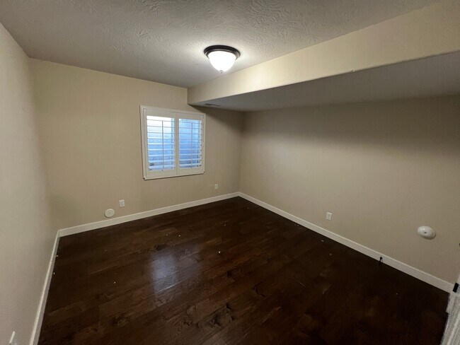 Building Photo - 978 Freedom Point Way
