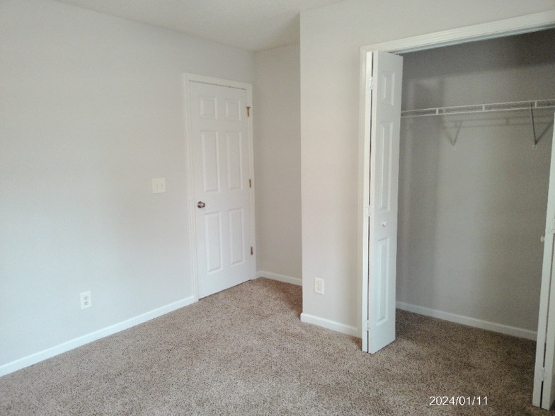 Building Photo - 316 Laurie Ln