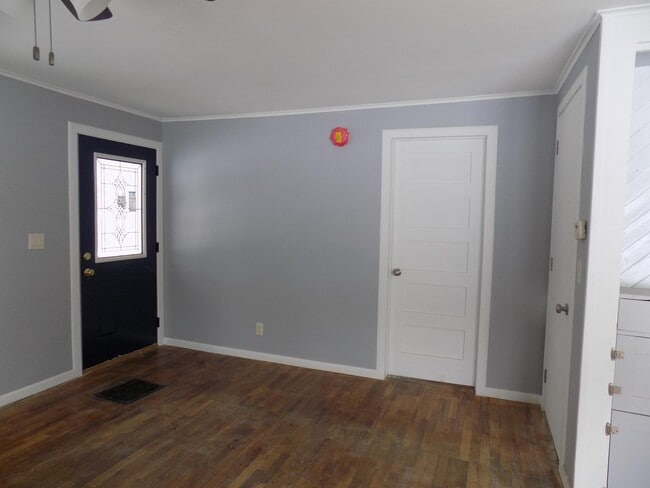 Building Photo - 1214 S Eaton St