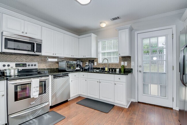 Building Photo - Great 3 Bedroom In Grovetown