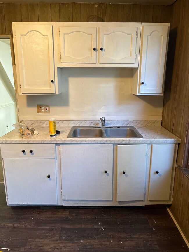 Building Photo - 935 Jackson St