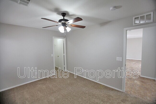 Building Photo - 11835 W Via Montoya Dr