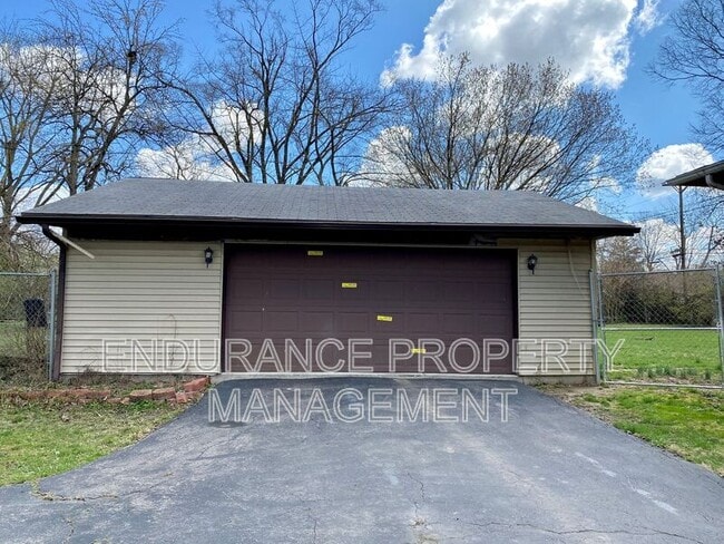 Building Photo - 3842 Otis Dr