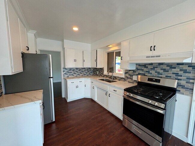 Building Photo - Single Story House in Chula Vista  - 3 BR ...