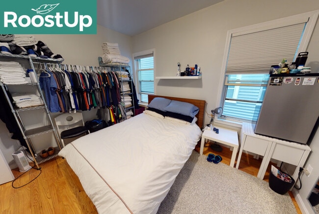 Building Photo - Furnished Private Bedroom in East Boston