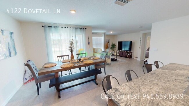 Building Photo - 4122 Dovetail Ln