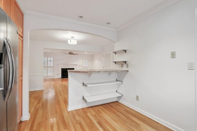 Building Photo - 1245 S Ponce De Leon Ave NE