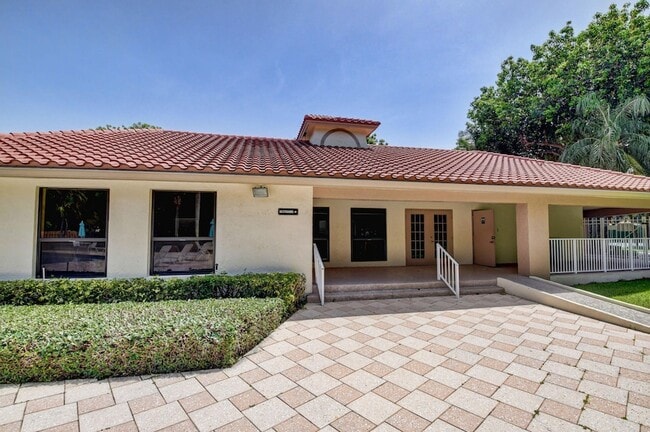 Building Photo - 3180 Leewood Terrace