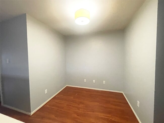 Building Photo - 16854 Carrollton Creek Ln