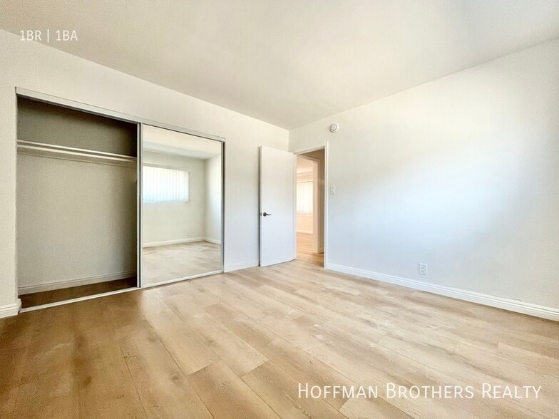 Building Photo - 6153 Fountain Ave