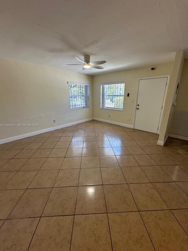 Building Photo - 100 NE 78th St