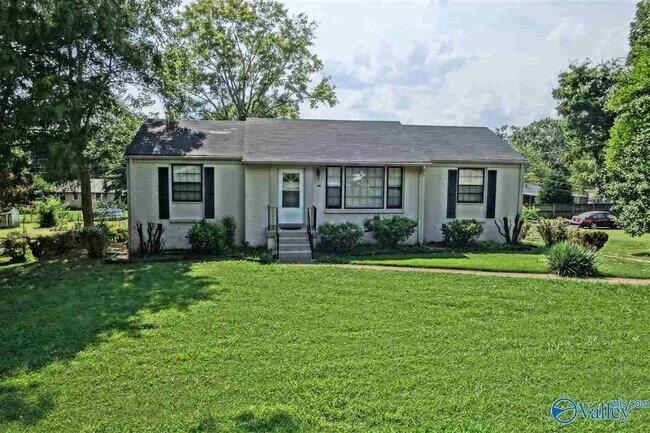 Primary Photo - 6504 Whitesburg Dr