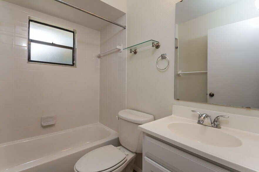 Building Photo - 6434 Carmella Way